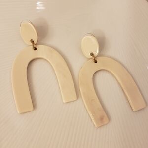 Cream Acrylic Horseshoe Earrings